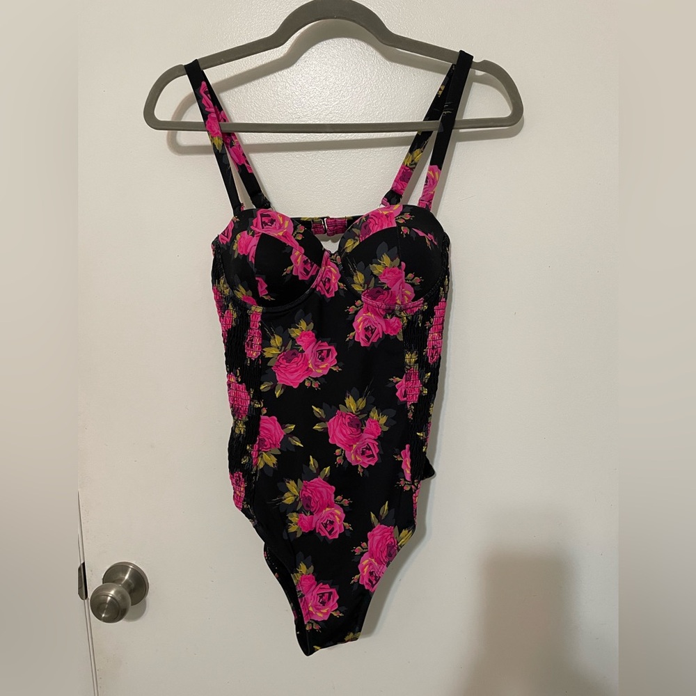 Betsey Johnson pink power Floral One Piece Smocked Sides Built in bra Swim suit